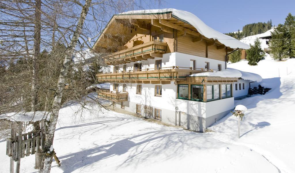 Bed and Breakfast Haus Spieleck Saalbach-Hinterglemm Exterior foto