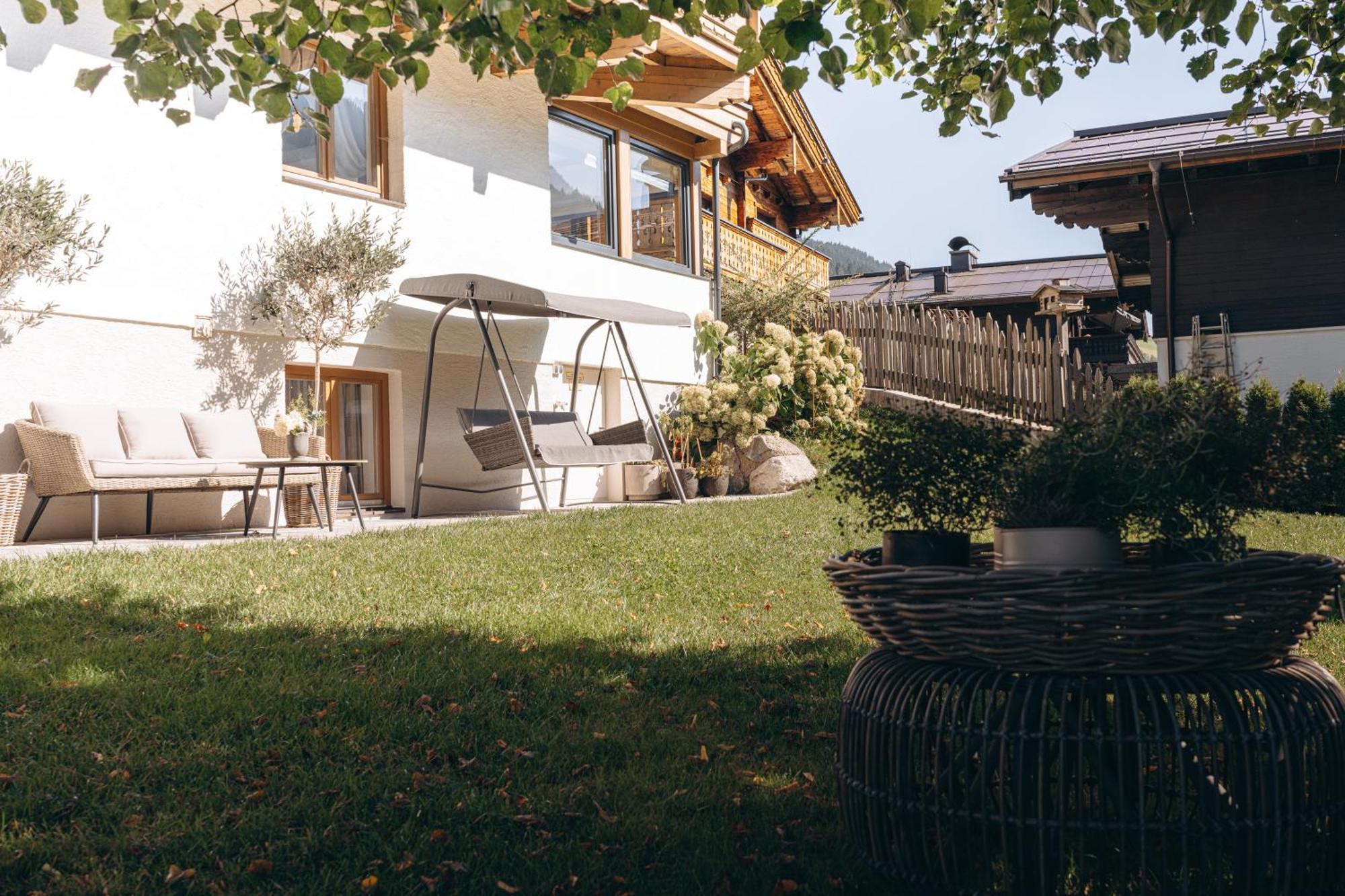 Bed and Breakfast Haus Spieleck Saalbach-Hinterglemm Exterior foto