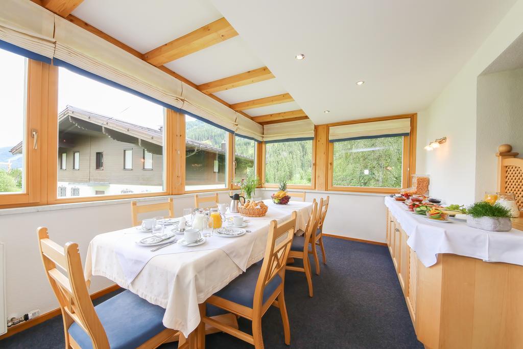 Bed and Breakfast Haus Spieleck Saalbach-Hinterglemm Exterior foto