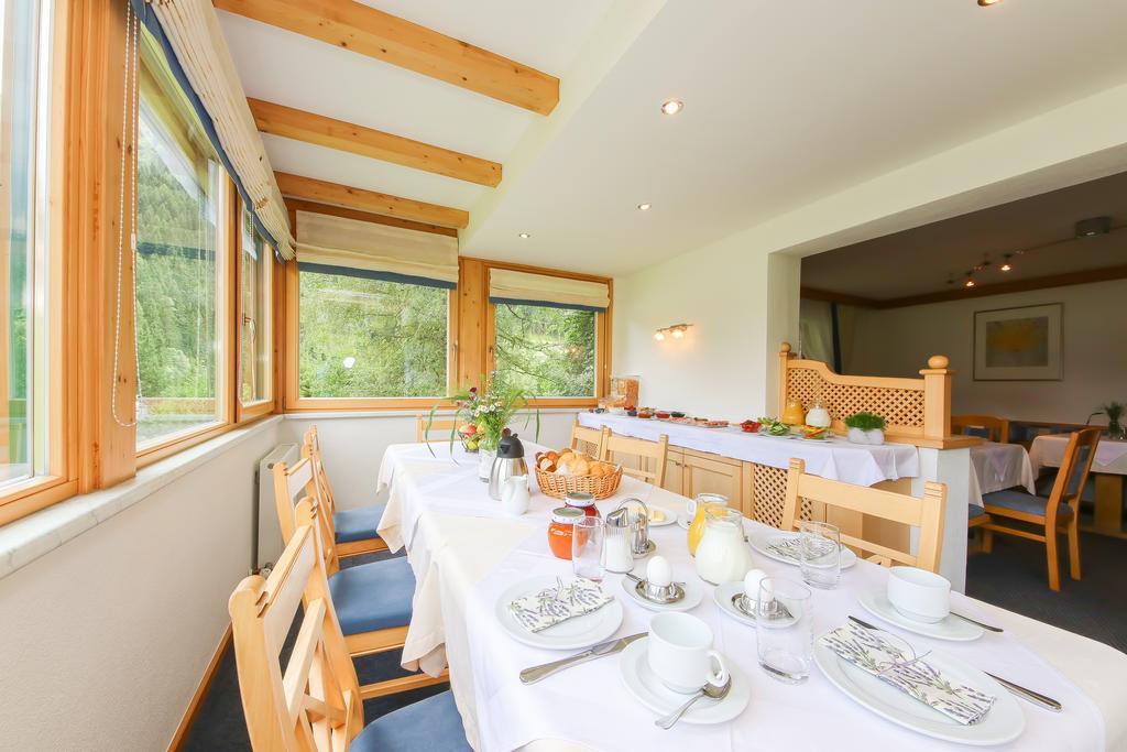 Bed and Breakfast Haus Spieleck Saalbach-Hinterglemm Exterior foto