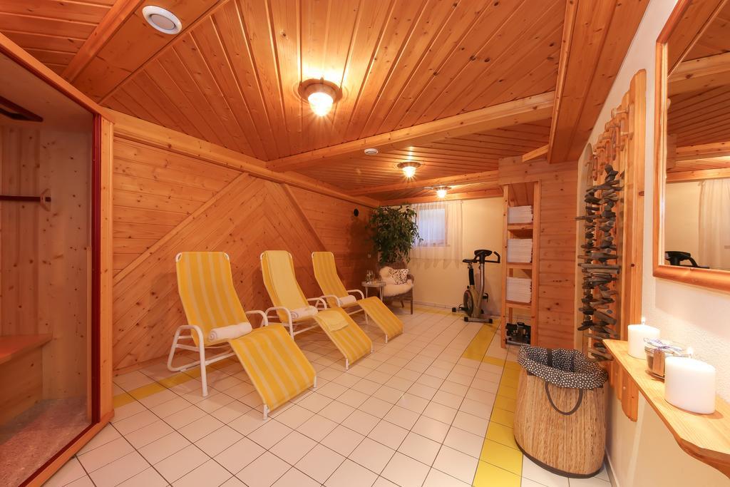 Bed and Breakfast Haus Spieleck Saalbach-Hinterglemm Exterior foto